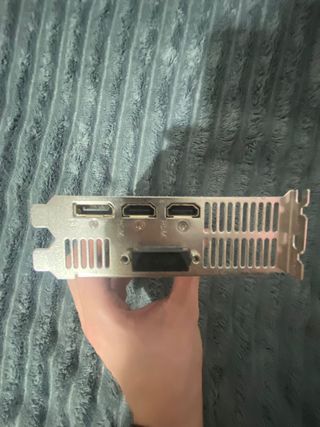 Tarjeta Gráfica Gigabyte 1050 Ti 4GB