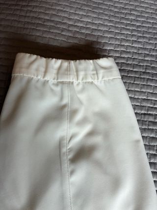 Pantalón blanco tobillero cintura elástica