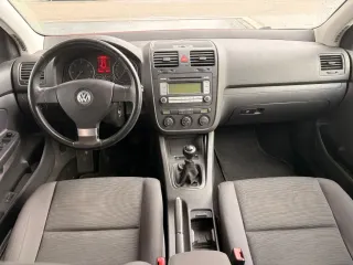 Volkswagen Golf V 1.9 TDI GARANTÍA