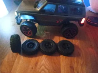 Ruedas coche RC (4 unidades)