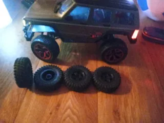 Ruedas coche RC (4 unidades)