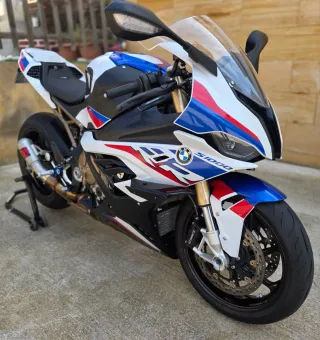 BMW S1000RR M