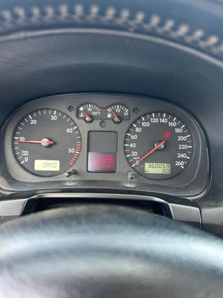 Volkswagen Golf 4 1900 TDI 115CV 25 aniversario