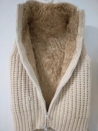 Chaleco Replay Beige con Forro Peludo