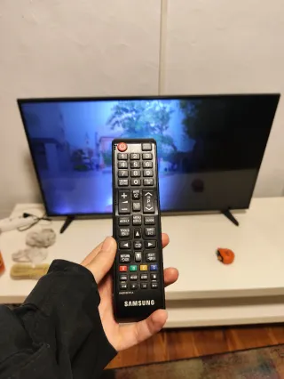 Smart TV pantalla con mancha