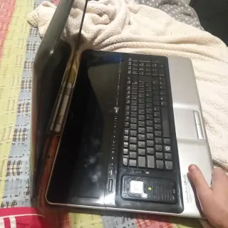 Portátil HP Negro y Plateado