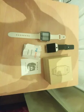2 Smartwatches (Negro y Blanco)