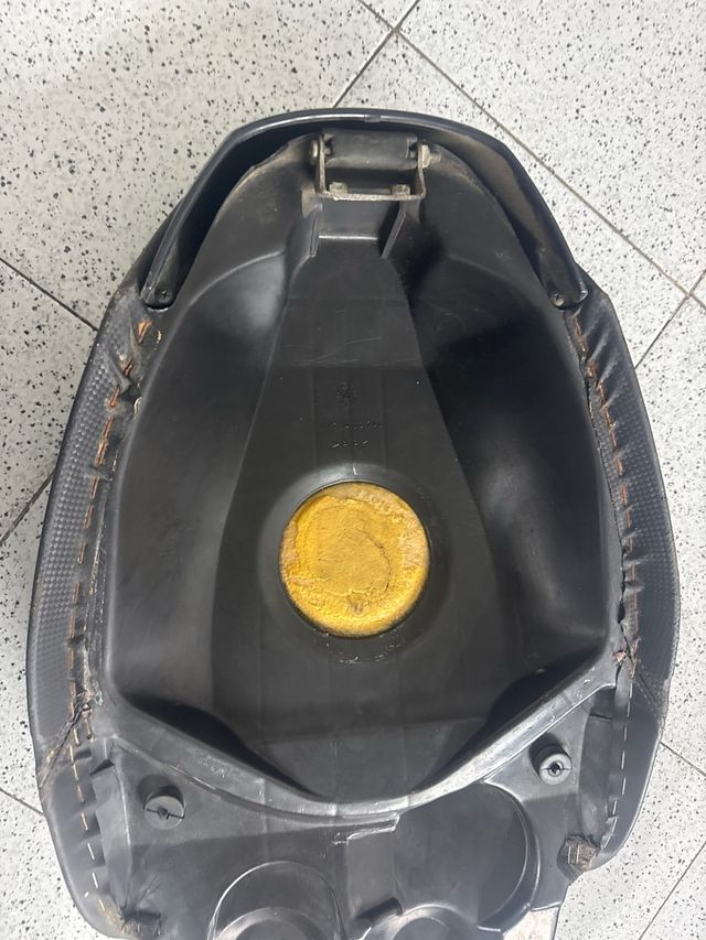 Asiento Peugeot Speedfight 2 49cc