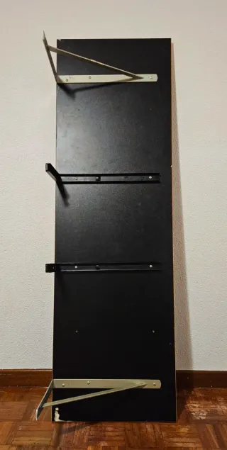 Tabla estantería con soportes