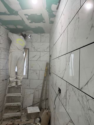 SERVICIO DE MANITAS 24h LUIS 643343789