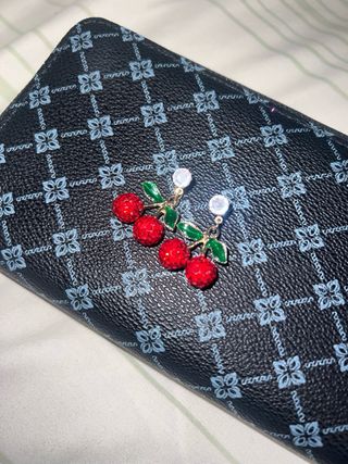 Pendientes Cherry con Brillantes