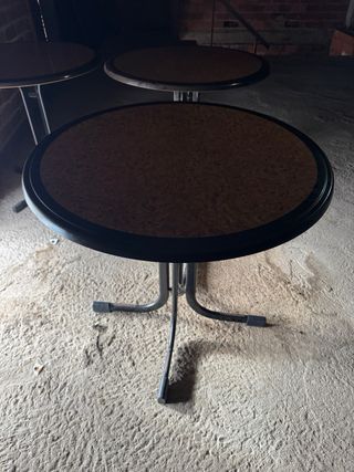 3 Tavoli rotondi in metallo e legno