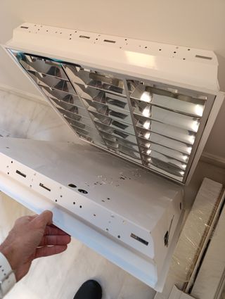 Pantallas Empotrables 60x60