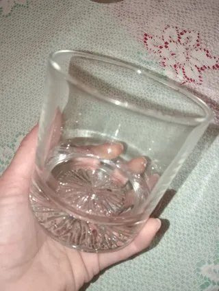 Vajilla de cristal de bohemia con diseño