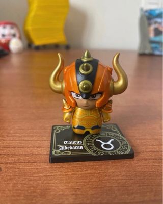 Muñeco Tauro Aldebaran Japón