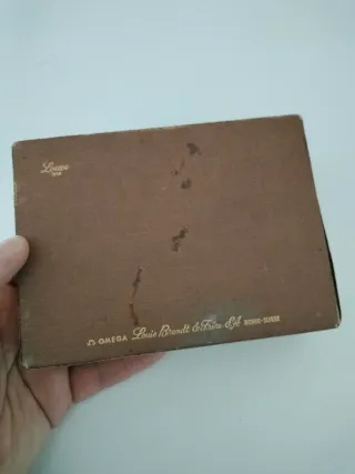 Caja de madera Omega