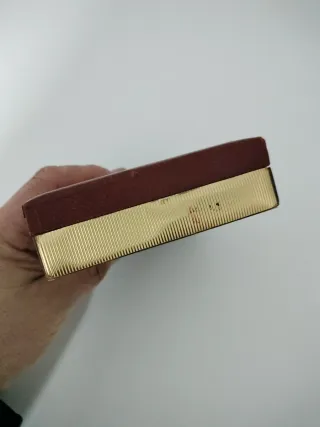 Caja de madera Omega