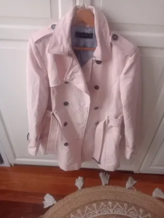 Gabardina rosa zara
