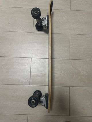 Patinete madera diseño surf