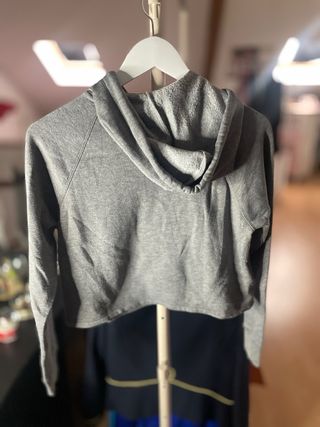 Sudadera H&M gris corazón Always Flawless