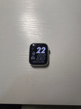 Apple Watch SE Plata 44mm (2Gen)