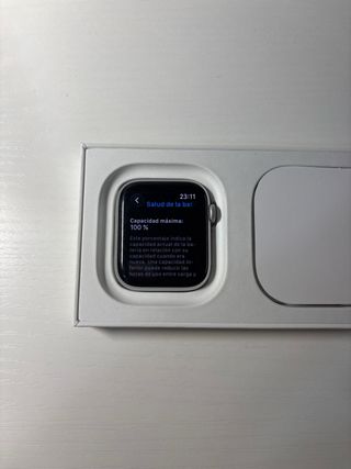 Apple Watch SE Plata 44mm (2Gen)