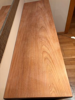 Preciosa mesa recibidor de madera!