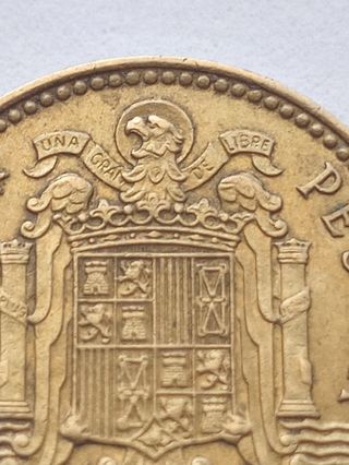 MONEDA 1 Pta. 1966*72 " ERROR " FRANCO.