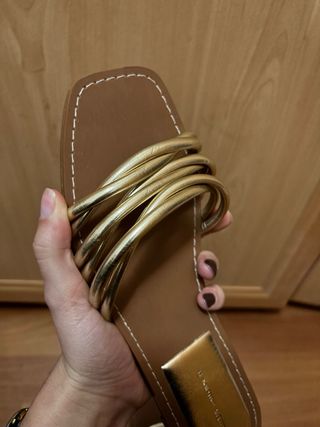 Pull&Bear Sandalias Doradas Talla 37