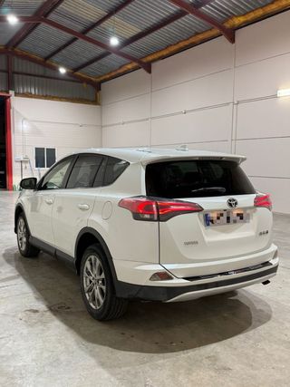Toyota RAV4 2016