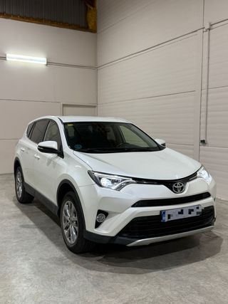 Toyota RAV4 2016