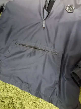 Anorak Canguro Negro y Gris