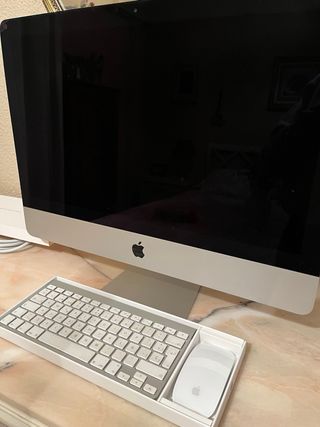 iMac 21.5” (Late 2013) + Teclado y Ratón