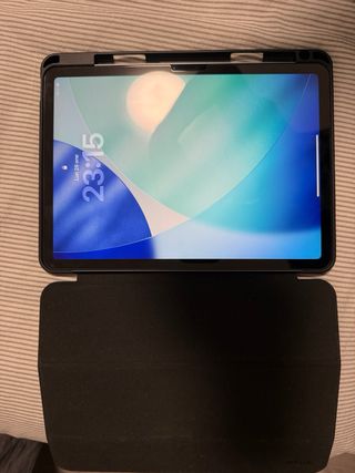 iPad Air 11” M3 128Gb + Funda y Protector