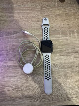 Apple Watch Nike Series 6 44mm Plata