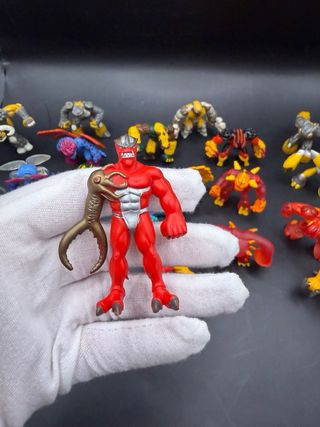 Lotto 34 Gormiti di serie diverse