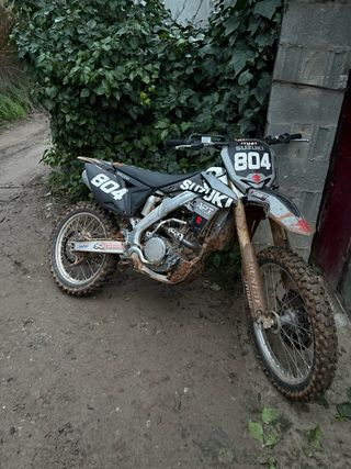 Suzuki RMZ 250cc Moto Cross 2016