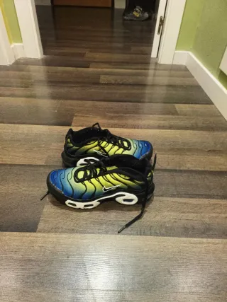 Zapatillas Nike Air plus talla 36