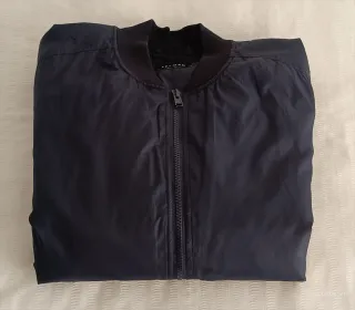 Chaqueta bomber azul