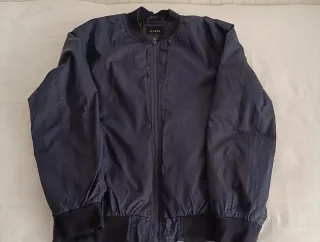 Chaqueta bomber azul