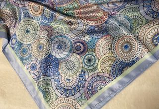 Pañuelo estampado mujer