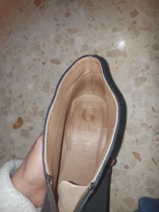 Botines piel azul. Talla 37.