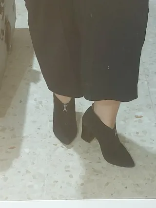 Botines piel azul. Talla 37.