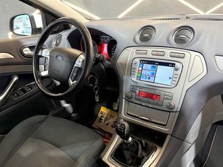 Ford Mondeo 2010 ¡COMO NUEVO!