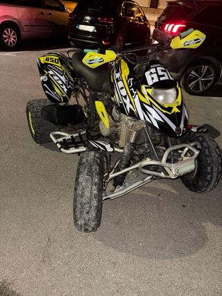 Quad bombardier 650cc con carnet de coche