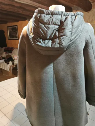 Chaqueta Neopreno Gris con Capucha