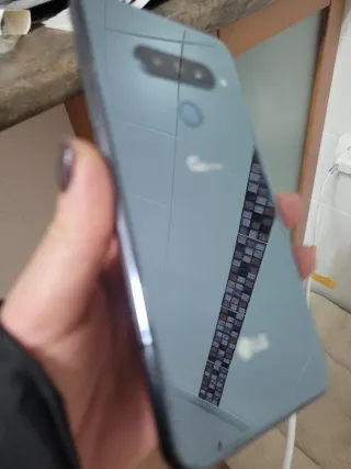 LG G8s ThinQ Azul.