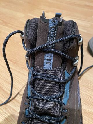 Botas de montaña impermeables