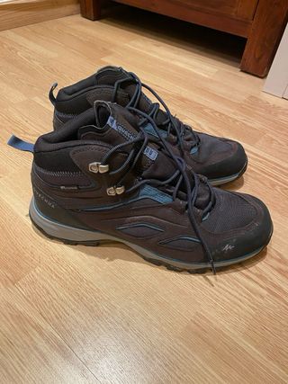 Botas de montaña impermeables