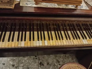 Pianoforte a coda a tutta coda - 1850